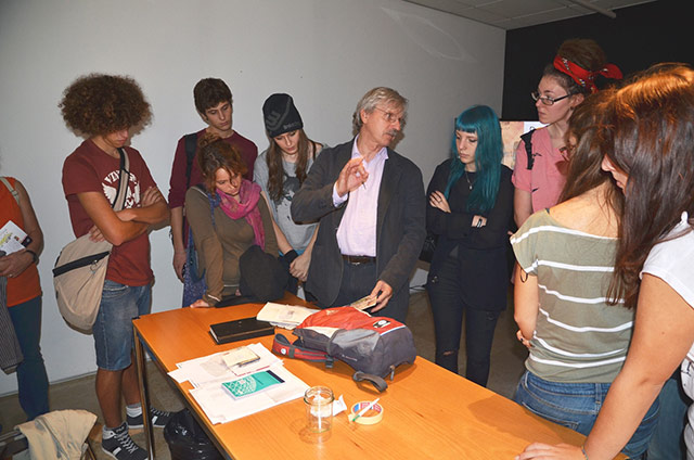 Mostra Matite in Viaggio 2014 - gli studenti slla mostra - immagine 3